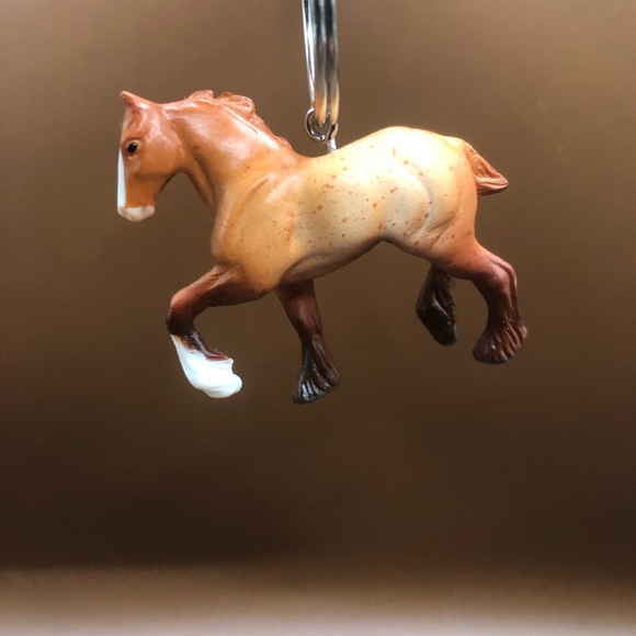 Red Roan Breyer Mini Whinnie Draft Horse Keychain - Picture 6 of 7